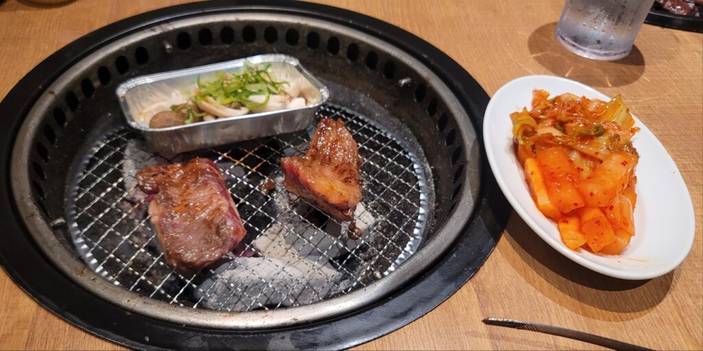 焼肉とヤンニョムチキンの食べ放題